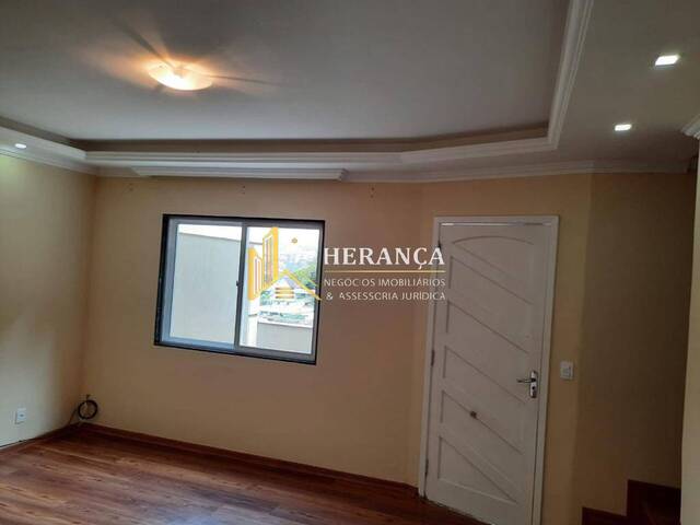 Casa de Rua para Venda em Teresópolis - 4