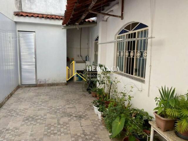 Casa de Rua para Venda em Rio de Janeiro - 4