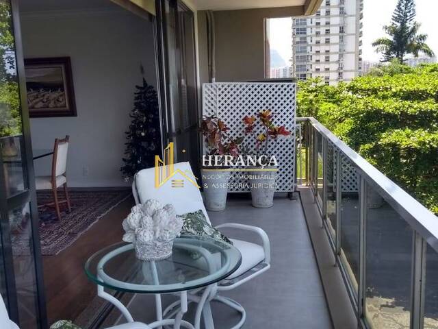 Apartamento para Venda em Rio de Janeiro - 2