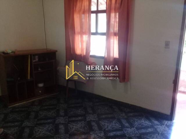 Casa de Rua para Venda em Saquarema - 5