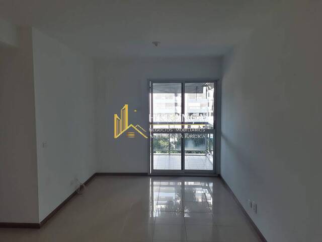 Apartamento para Venda em Rio de Janeiro - 2