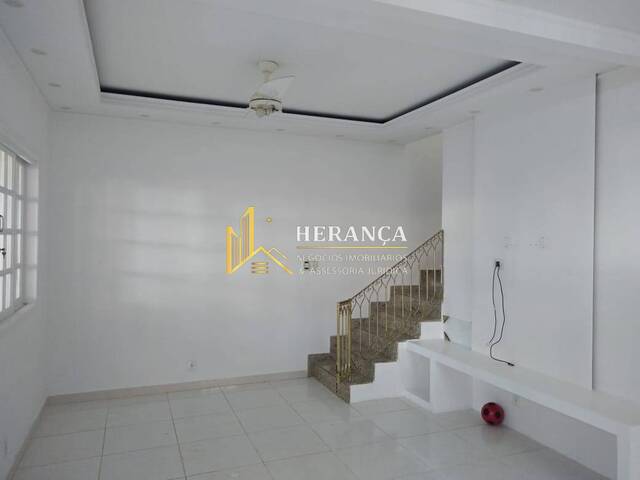Casa de Rua para Venda em Rio de Janeiro - 4