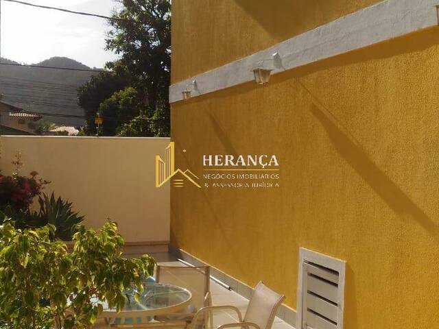 Casa de Rua para Venda em Niterói - 5