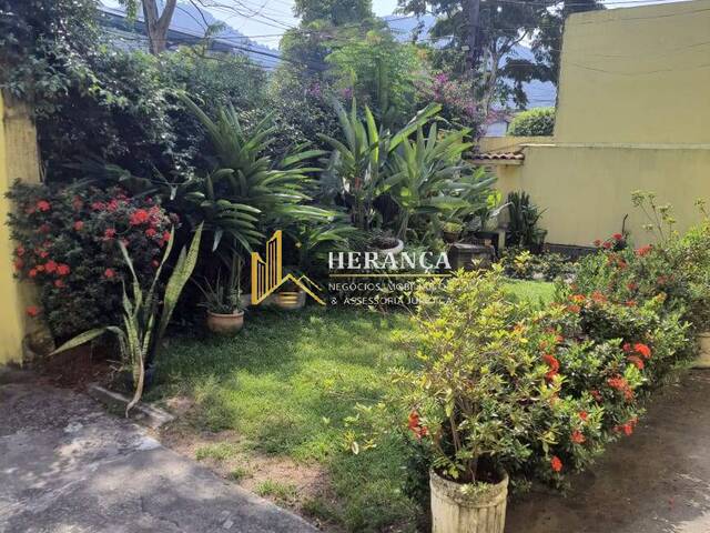 Casa de Rua para Venda em Rio de Janeiro - 4